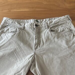 Light Beige Casual Denim Jeans